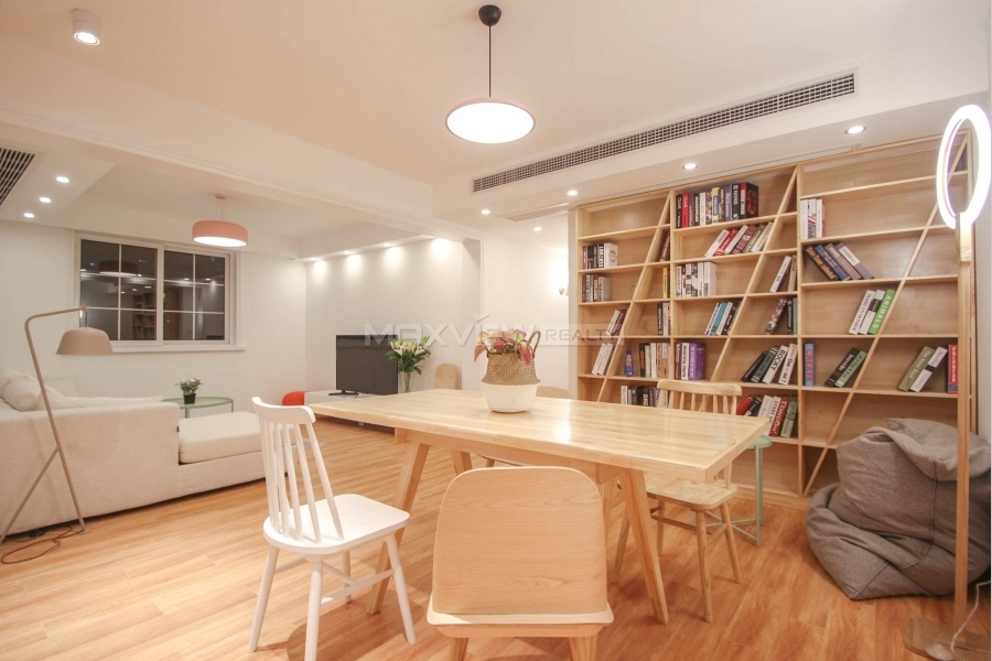 Donghu Apartment 3bedroom 160sqm ¥36,000 SH017905