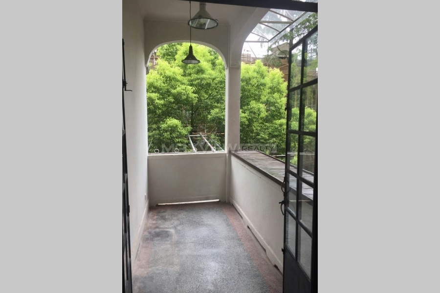 Old Apartment on Julu Road 2bedroom 105sqm ¥30,000 SH017943