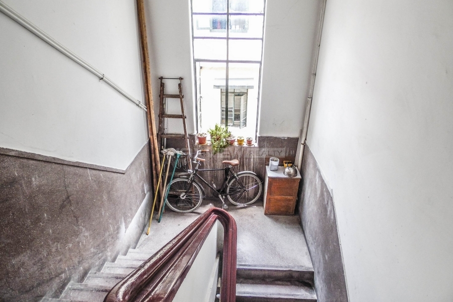 Old Apartment on Fumin Road 4bedroom 180sqm ¥28,000 SH017947