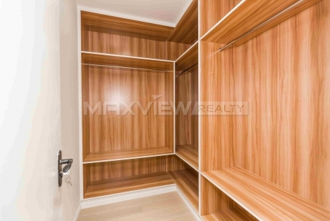 Old Apartment on Fuxing Middle Road 3bedroom 200sqm ¥40,000 SH018080