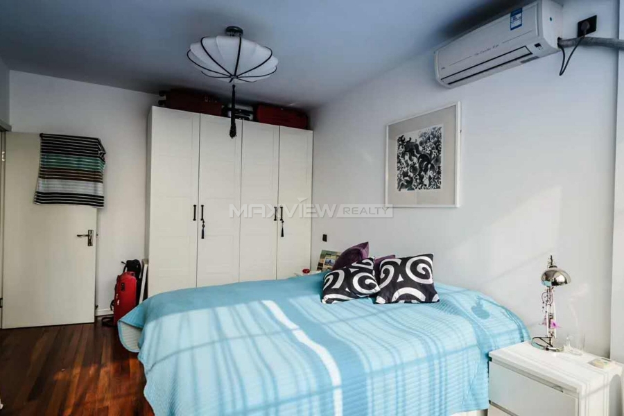 Old Apartment on Changshu Road 1bedroom 70sqm ¥15,800 SH014069