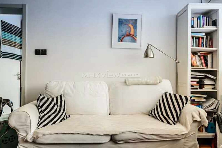 Old Apartment on Changshu Road 1bedroom 70sqm ¥15,800 SH014069