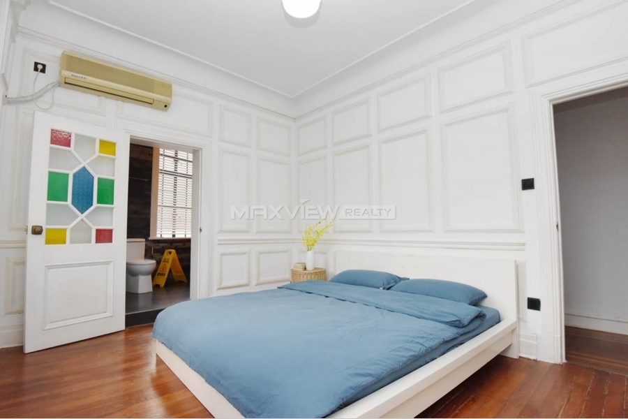 Old Apartment on Nanjing West Road 3bedroom 180sqm ¥28,000 SH013936