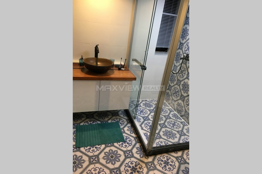 Old Apartment on Weihai Road 1bedroom 70sqm ¥15,000 SH018107