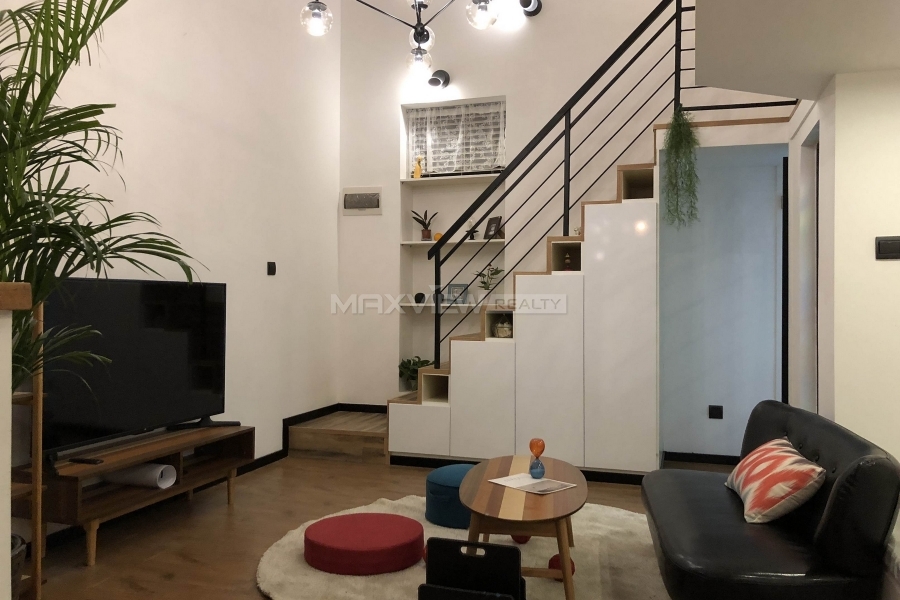 Old Apartment on Weihai Road 1bedroom 70sqm ¥15,000 SH018107