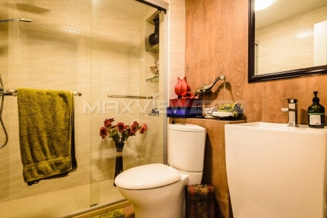 Shanghai apartment in The Summit 3bedroom 167sqm ¥35,000 XHA03009