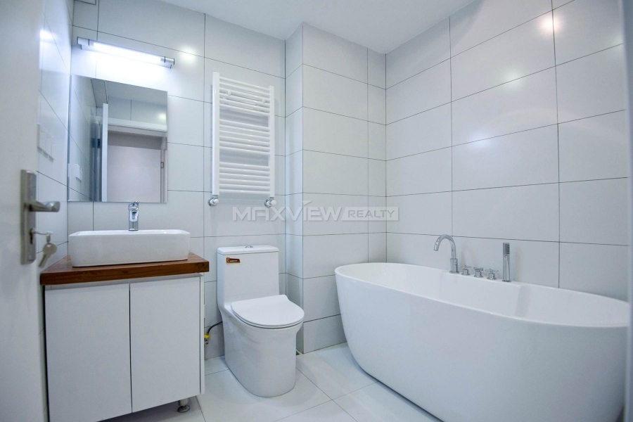 shanghai apartment in Datong Garden 4bedroom 200sqm ¥25,000 