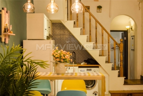 Old Apartment on Jiashan Road&nbsp;3bedroom&nbsp;120sqm&nbsp;&yen;30,000&nbsp;SH018179