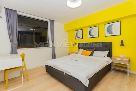 Old Apartment on Kangding Road 6bedroom 225sqm ¥30,000 