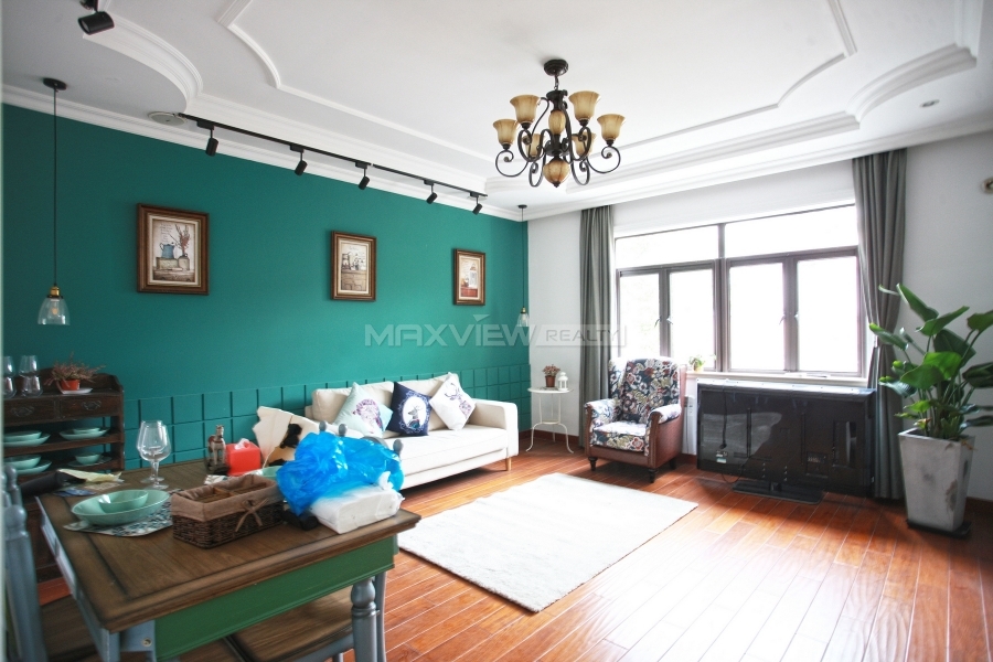 Old Apartment on Nanhui Road 2bedroom 120sqm ¥19,000 SH018177