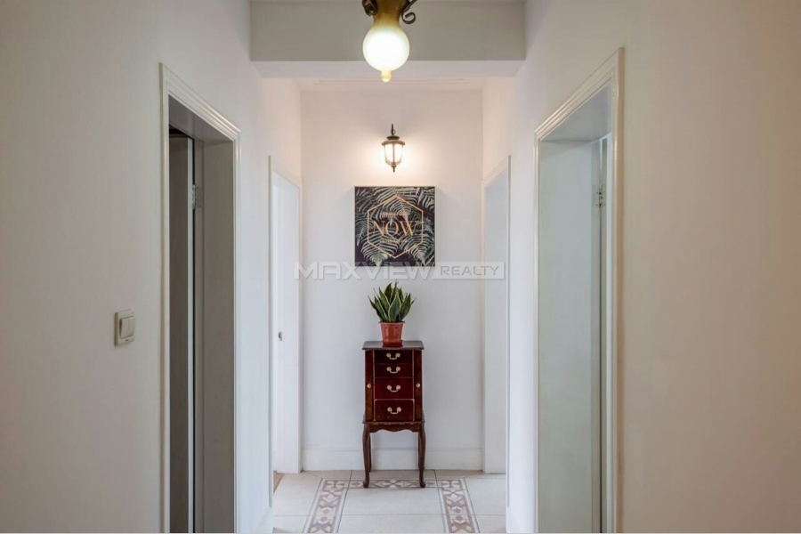 Old Apartment on Taiyuan Road 4bedroom 200sqm ¥29,800 SH018183