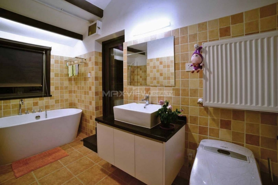 Old Lane House on Nanjing West Road 4bedroom 120sqm ¥28,000 PRY0016