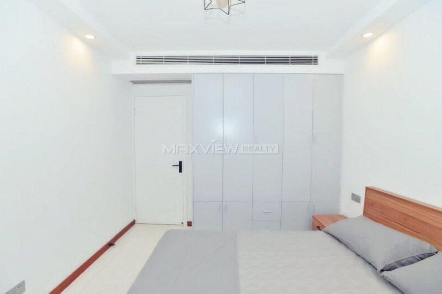 Old  Apartment On Fanyu Road 2bedroom 80sqm ¥16,000 PRY00103