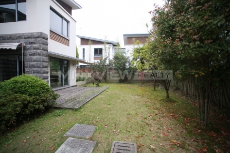 Lakeside Ville&nbsp;4bedroom&nbsp;270sqm&nbsp;&yen;38,000&nbsp;PRY00196