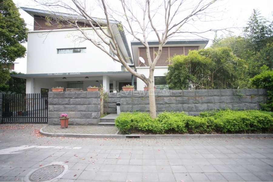 Lakeside Ville 4bedroom 270sqm ¥38,000 PRY00196