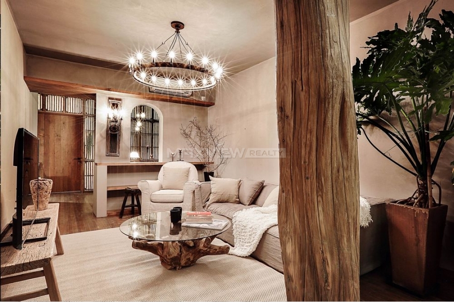 Old Apartment On Yuyuan Road 2bedroom 120sqm ¥23,000 PRS79