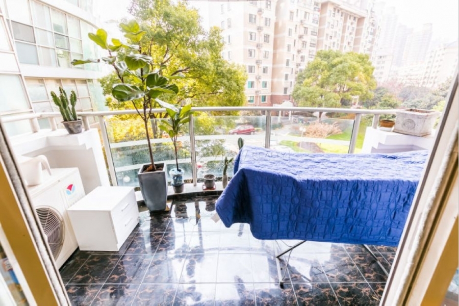 Jing An Hebin Garden 3bedroom 160sqm ¥21,000 PRS95