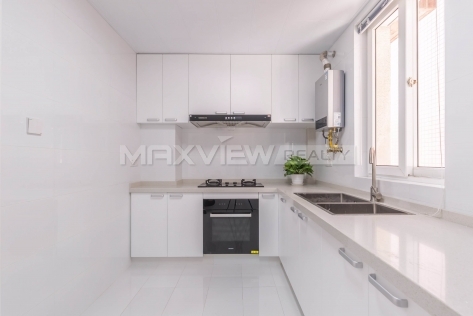 Donghu Apartment 3bedroom 140sqm ¥28,000 PRS160