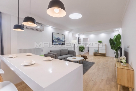Donghu Apartment 3bedroom 140sqm ¥28,000 PRS160