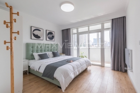 Donghu Apartment 3bedroom 140sqm ¥28,000 PRS160