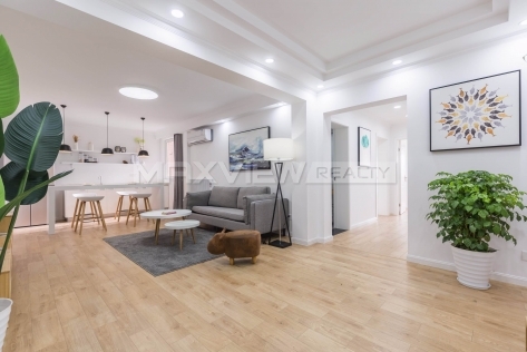 Donghu Apartment 3bedroom 140sqm ¥28,000 PRS160