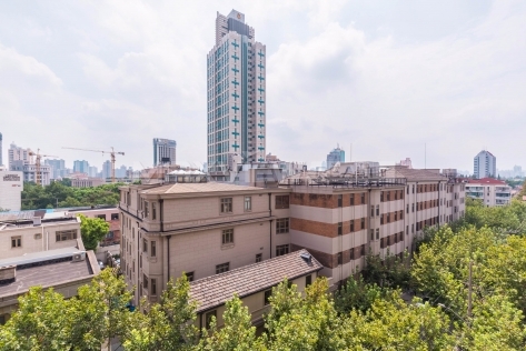 Donghu Apartment 3bedroom 140sqm ¥28,000 PRS160
