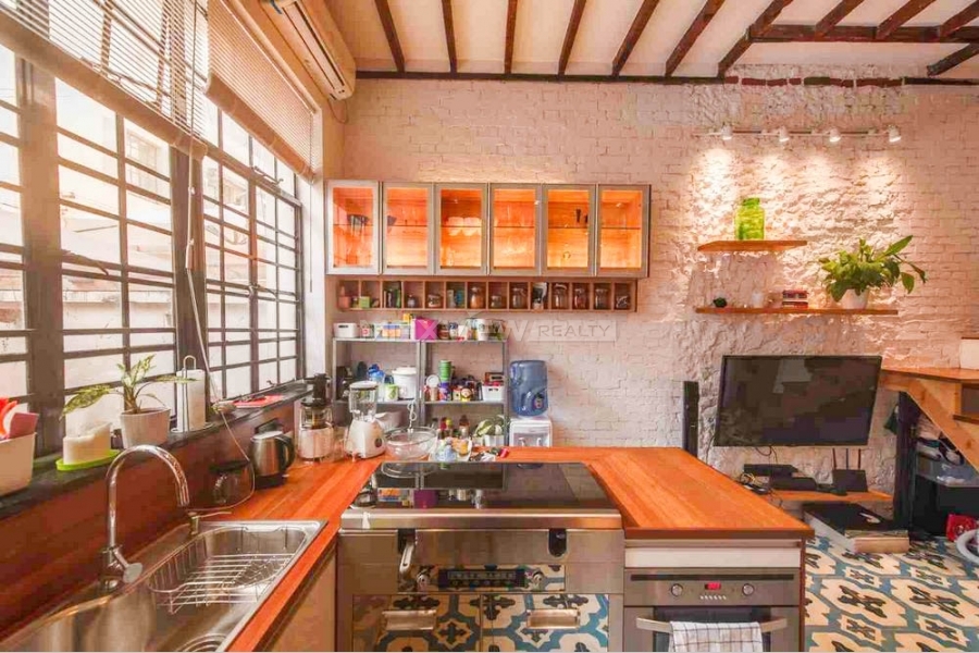Old Lane House On Xinle Road 1bedroom 80sqm ¥18,000 PRS227