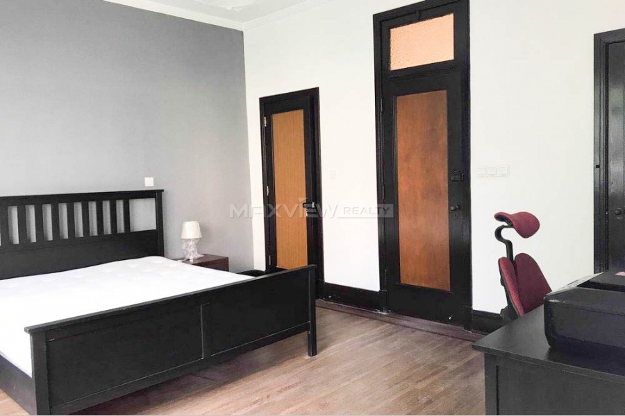 Old Apartment On Gao An Road 2bedroom 130sqm ¥24,500 PRS291