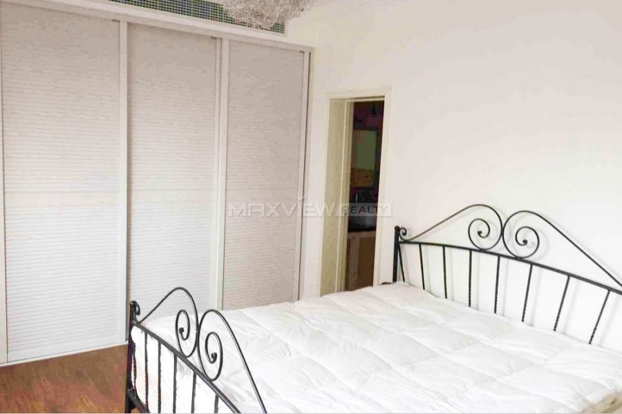 Apartment On Shanxi North Road 2bedroom 132sqm ¥18,000 PRS310