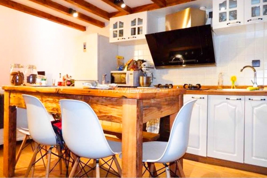Old Lane House On Huaihai Middle Road 2bedroom 120sqm ¥18,000 Prs325
