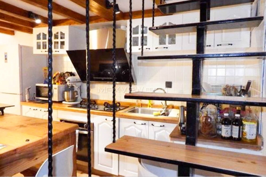 Old Lane House On Huaihai Middle Road 2bedroom 120sqm ¥18,000 Prs325