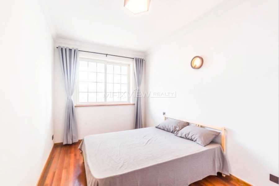 Apartment On Fuxing Middle Road 4bedroom 180sqm ¥35,000 PRS469