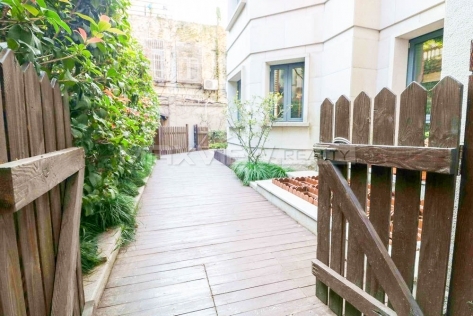 Apartment On Hunan Road 5bedroom 391sqm ¥110,000 PRS477