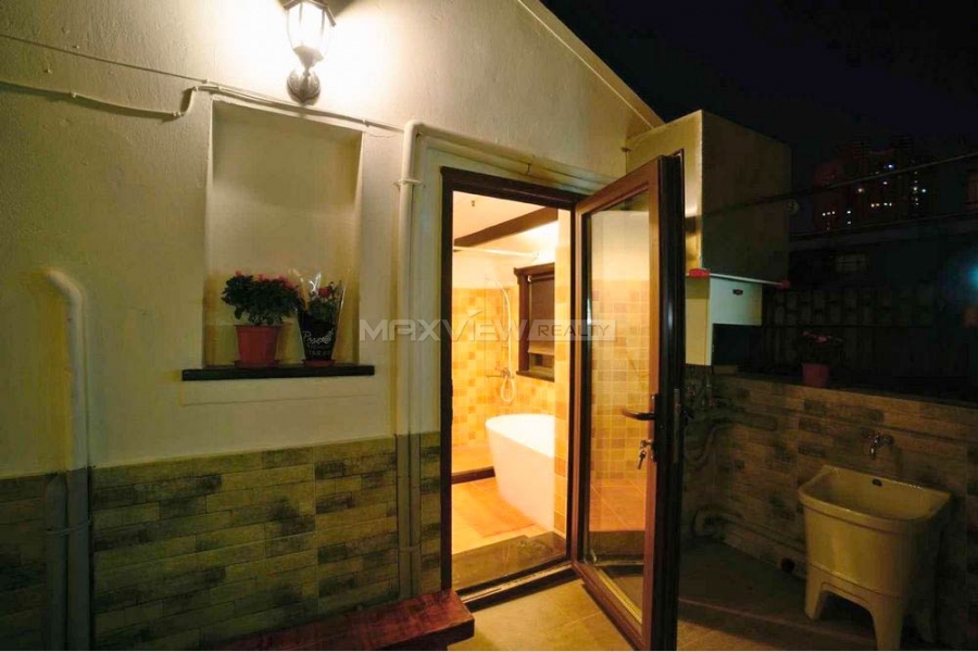 Old Lane House On Nanjing West Road 4bedroom 120sqm ¥28,000 PRS663