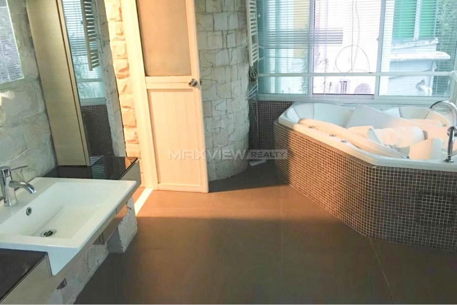 Apartment On Gao An Road 2bedroom 150sqm ¥34,900 PRS747
