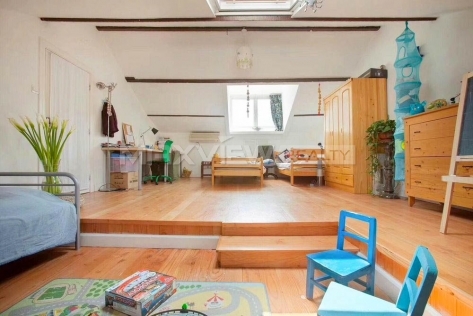 Old Garden House On Kangding Road 2bedroom 160sqm ¥35,000 PRS768