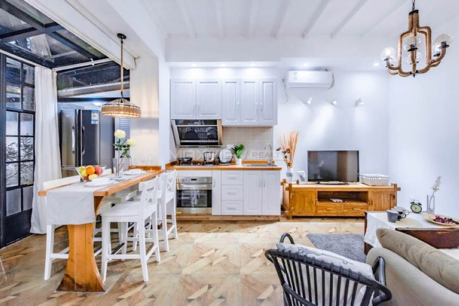 Old Garden House On Zhenning Road 2bedroom 120sqm ¥19,800 PRS1017