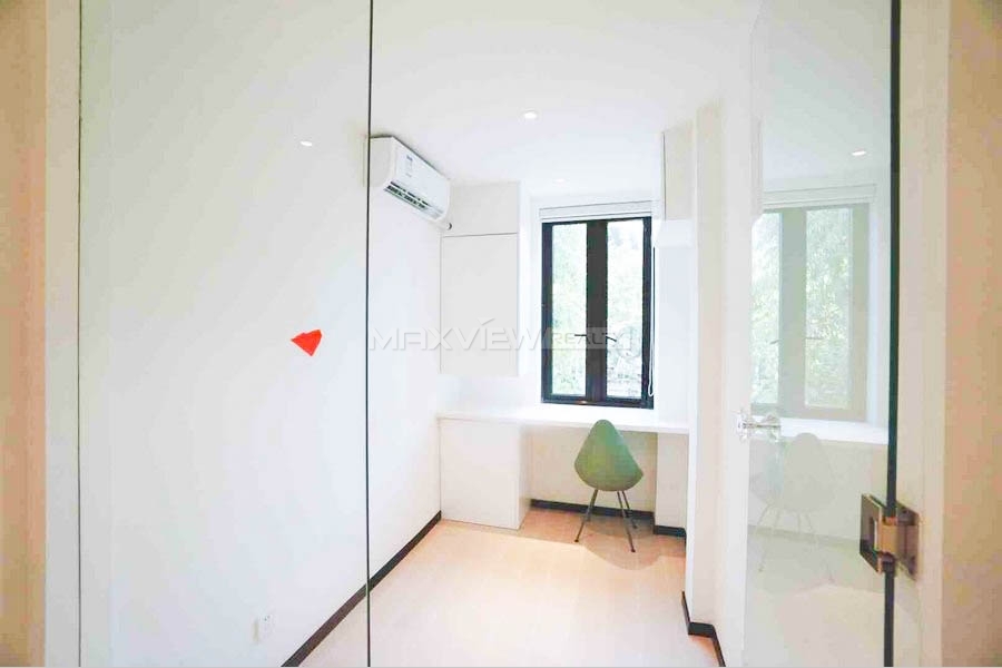 Old Apartment On Gao An Road 3bedroom 110sqm ¥25,500 PRS1054
