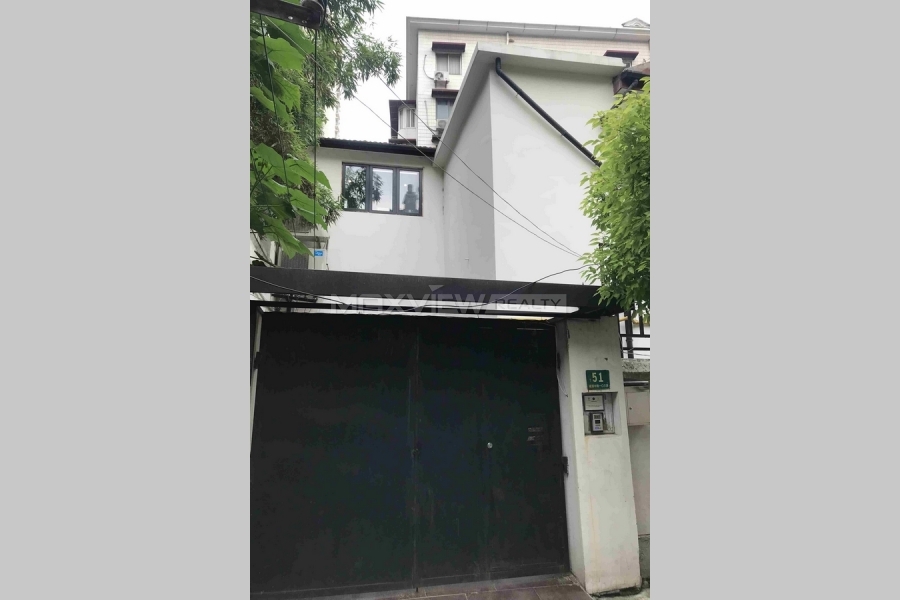 Old Garden House on Jianguo M Rd 5bedroom 350sqm ¥50,000 PRY1011