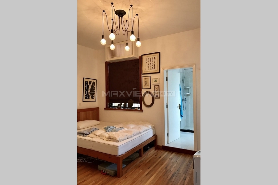 Lane House on Shaoxing Rd with Floor Heating and Private Terrace 2bedroom 130sqm ¥26,800 PRY1025