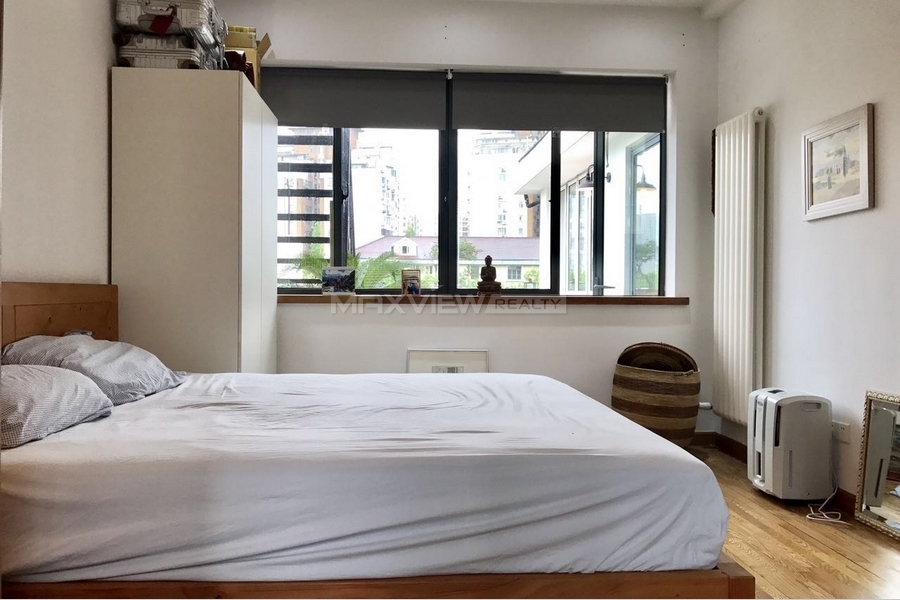 Lane House on Shaoxing Rd with Floor Heating and Private Terrace 2bedroom 130sqm ¥26,800 PRY1025