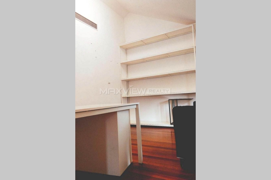 Old Lane House OnOld Lane House on Fuxing W. Road  5bedroom 260sqm ¥80,000 PRS1603