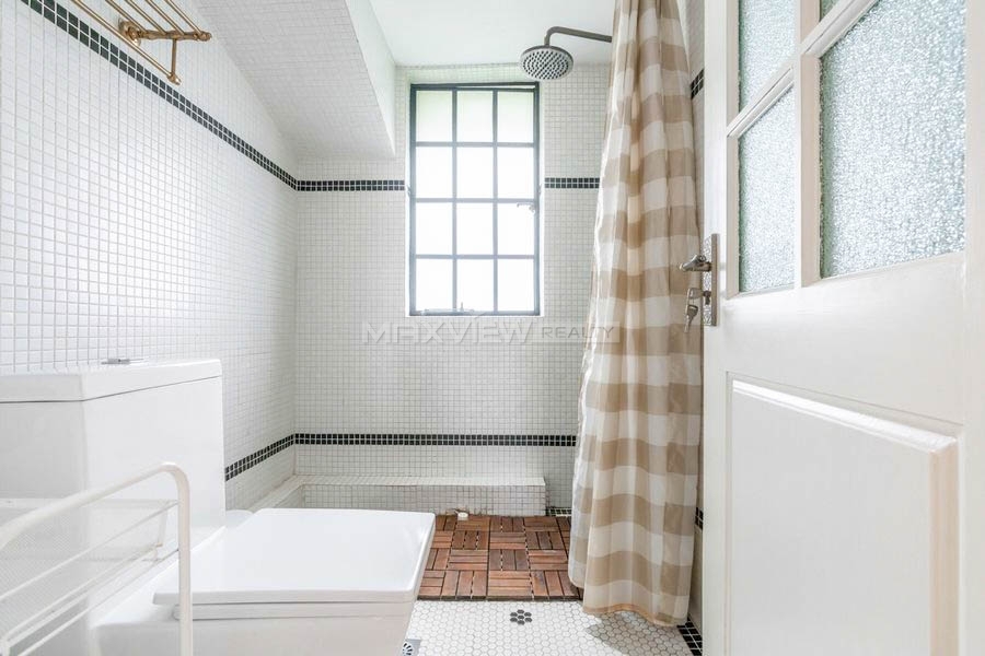 Old  Apartment On Changshu Road 2bedroom 85sqm ¥18,000 PRS1642