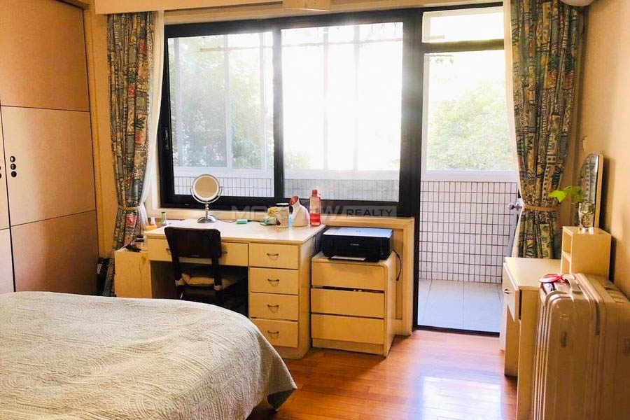 Old  Apartment On Gao An Road 3bedroom 140sqm ¥21,000 PRS1863