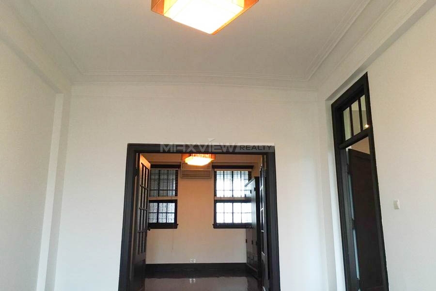 Old  Apartment On Huaihai Middle Road 3bedroom 200sqm ¥30,000 PRS2170