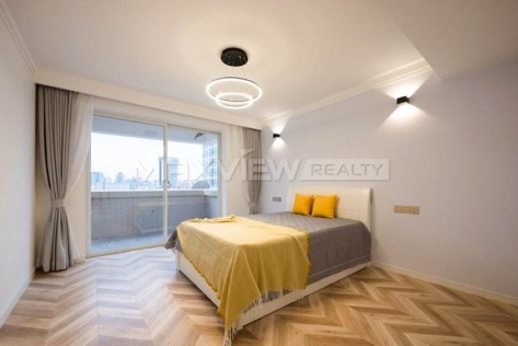Donghu Apartment 3bedroom 155sqm ¥34,000 PRS2330