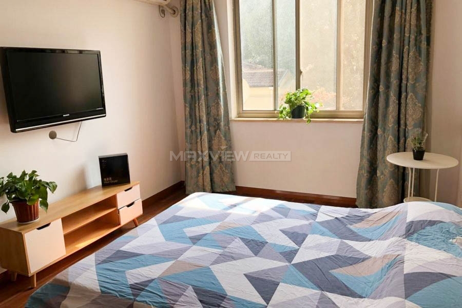 Old Apartment On Anfu Road 2bedroom 100sqm ¥17,000 PRS2362