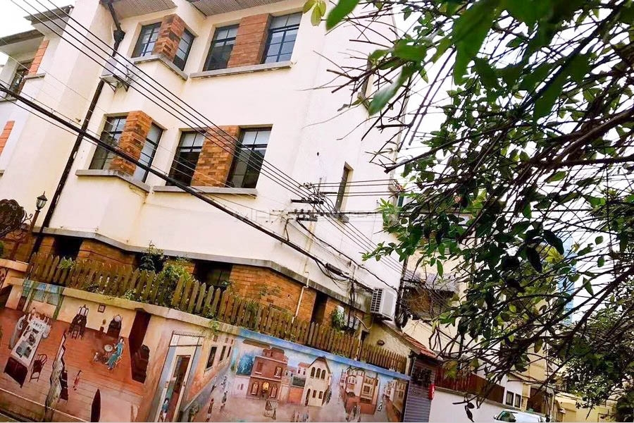 Old Apartment On Fumin Road 2bedroom 115sqm ¥19,000 PRS2363