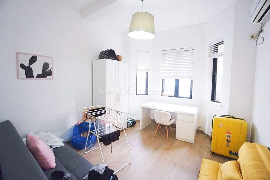 Old Apartment On Julu Road 2bedroom 100sqm ¥29,000 PRS2480