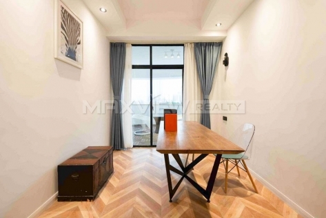 Old Apartment On Wulumuqi South Road&nbsp;4bedroom&nbsp;220sqm&nbsp;&yen;45,000&nbsp;PRS2515